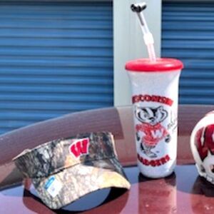 Wisconsin Badgers Camouflage Cap & Water Bottle w/ Flexible Straw